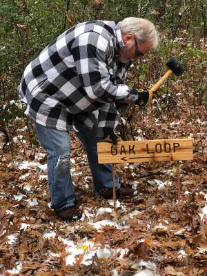 Pete Magrini and Oak Loop trail sign small